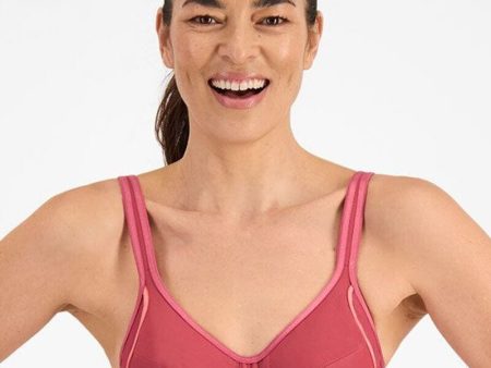 Berlei Electrify Underwire Sports Bra - Archie Rose For Sale