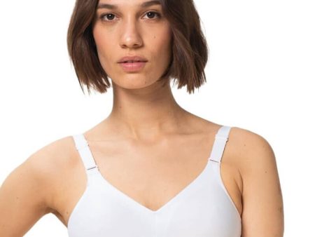 Triumph Triaction Wellness Wire-free Sports Bra - White For Cheap